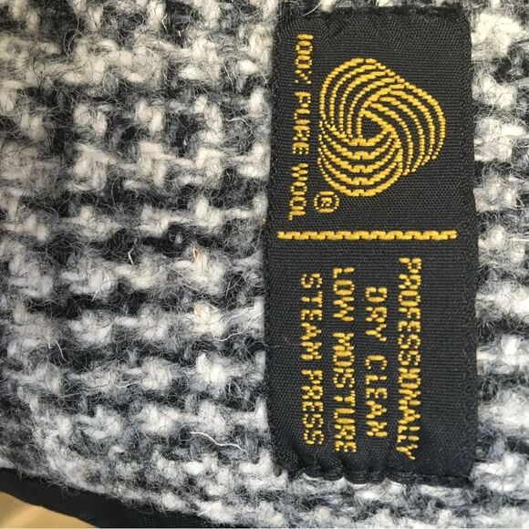 EXCELLENT CONDITION VINTAGE ALORNA HERRINGBONE MAXI COAT IN 100% WOOL - Picture 10 of 10